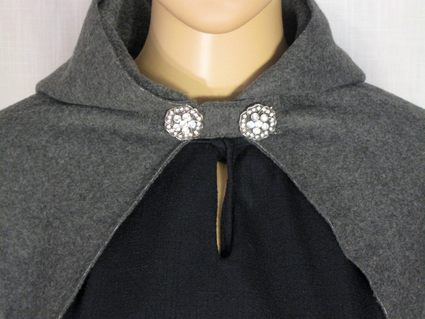 GRAY Hooded Cape Cloak, Hobbit Cloak, Archer Wizard Elven Cloak, Halloween Costume, Cosplay, Adult/Child/Toddler, LOTR LARP, Role Playing