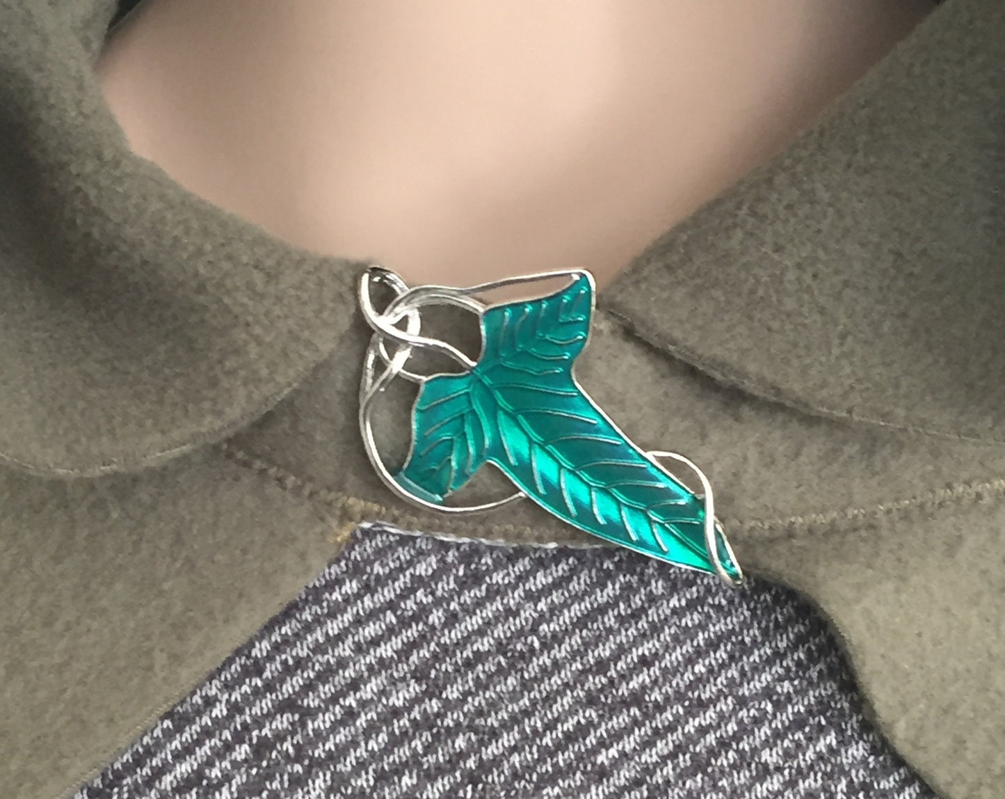 Olive GREEN Hooded Cape Cloak, Halloween Costume, Medieval Cosplay, Hobbit Cloak, LARP  LOTR Archer Elf, Adult Child Toddler, Role Playing