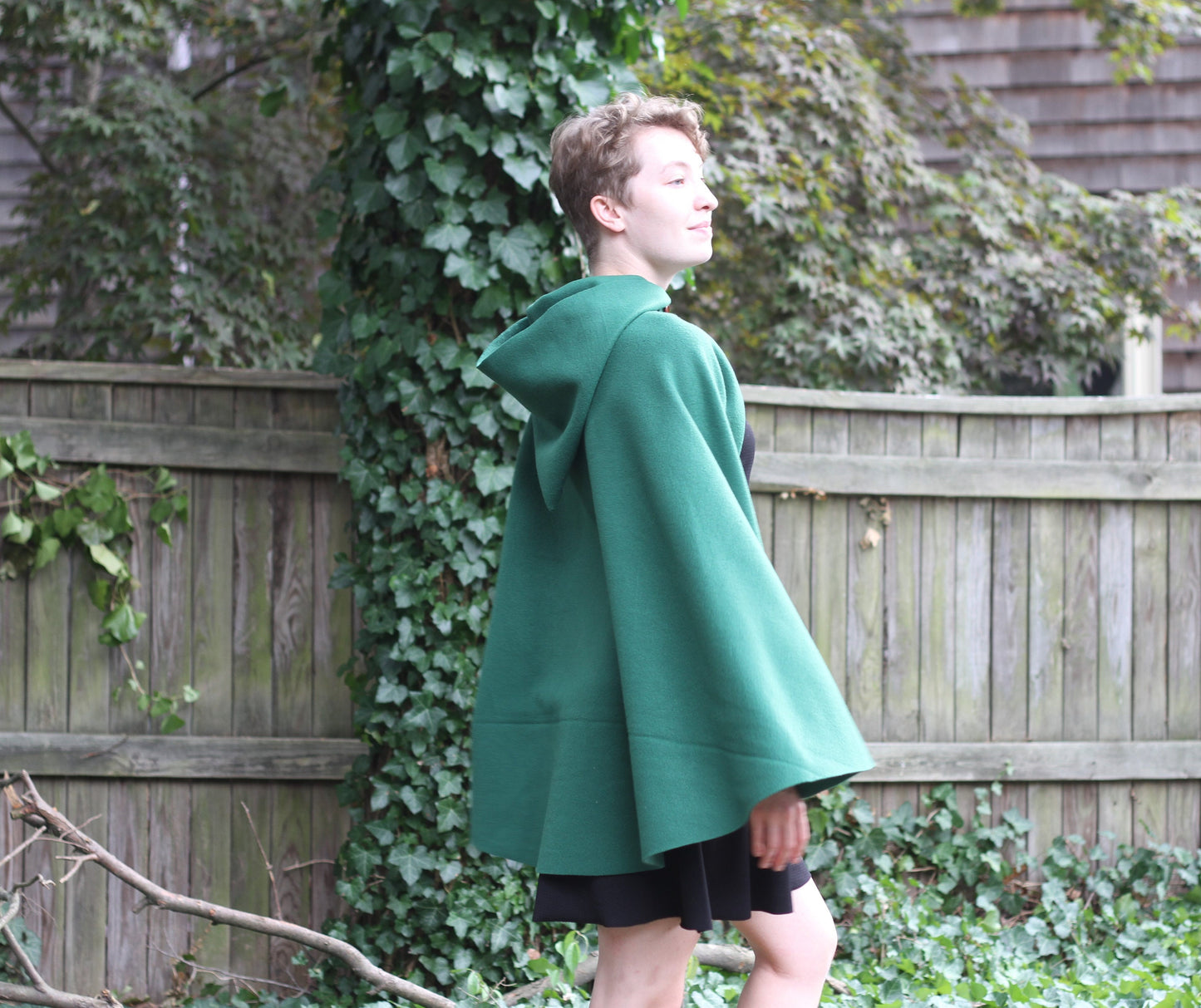 GREEN Hooded Cape Cloak,  Adult Child Toddler Halloween Costume, Cosplay LARP Hobbit LOTR Archer Elven